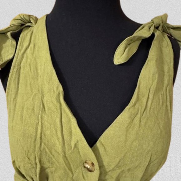 Paper & Crane Olive Green Full Button Down Tank Top 4140 NWT Boutique - Picture 2 of 8